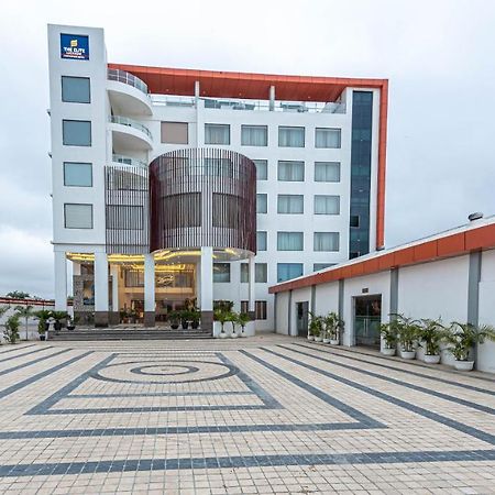 The Elite Lucknow Convention Hotel エクステリア 写真