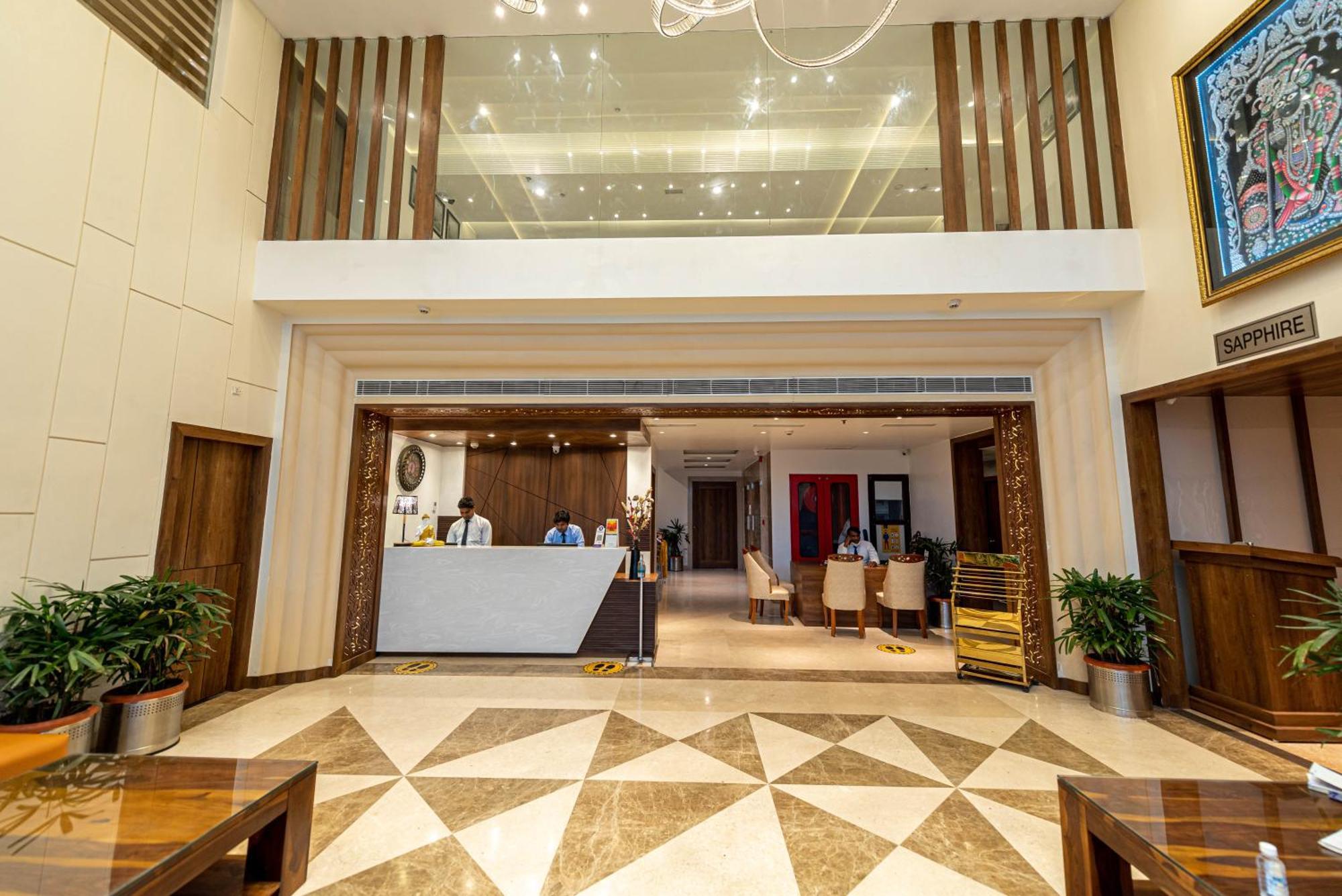 The Elite Lucknow Convention Hotel エクステリア 写真